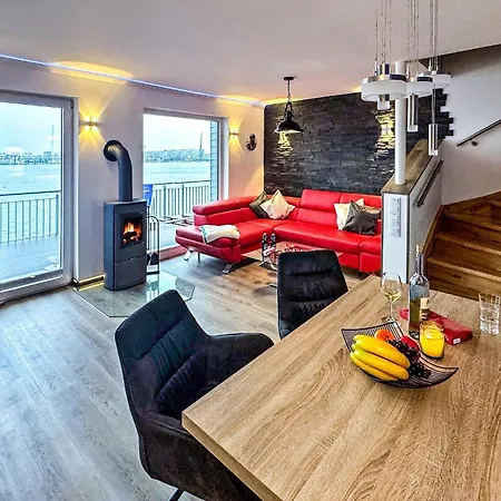 Villa Schleivilla-kapitaen-james-cook-2-olpenitz-allergikerfreundlich-wasserbett-3zi-top *
